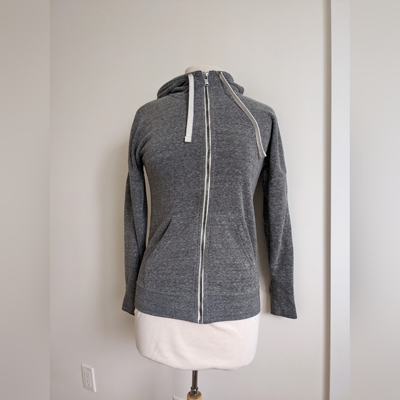 Zip sweatshirt - Picture 2 of 6